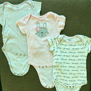 Girls 6-9 Months Set of (3) Short Sleeve Pink, Grey, White Onesies - GERBER